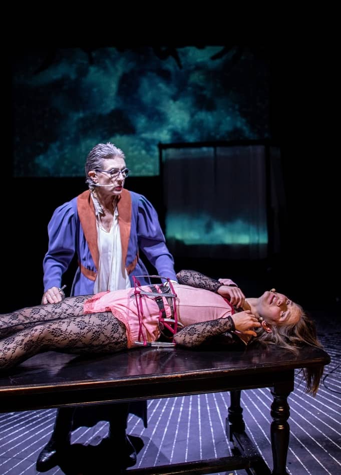 Wałbrzych: "Dracula" na Dużej Scenie