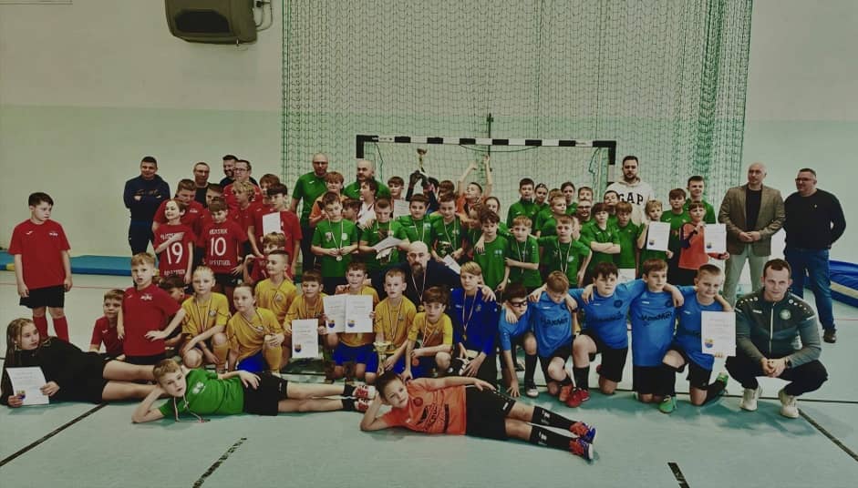 Boguszów-Gorce: Dwa dni halowego grania