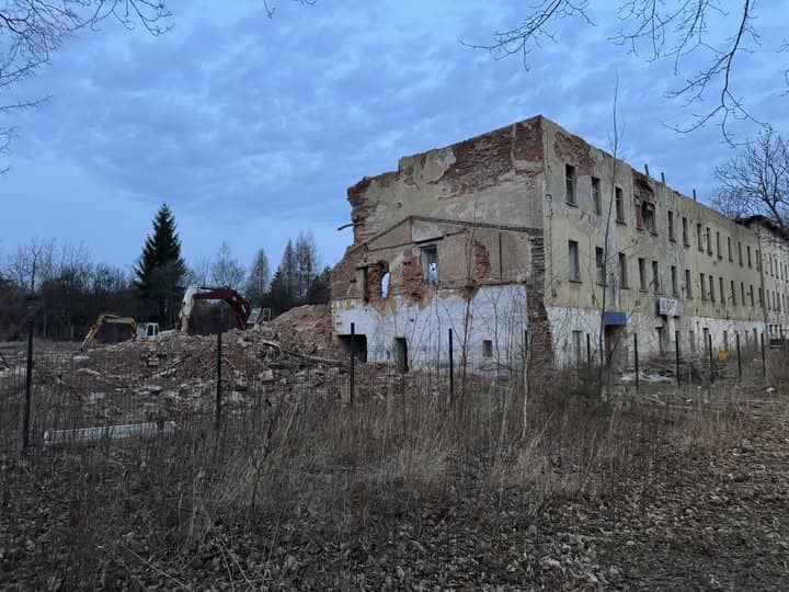 Wałbrzych: Kaflarnia poszła do rozbiórki