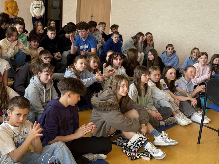 Wałbrzych: Spotkanie z historią koszykówki w PSP 37