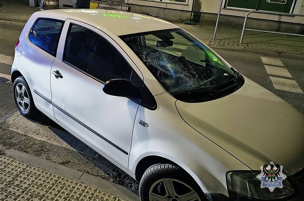 Wałbrzych: Kierowca był bezradny...Pieszy w szpitalu