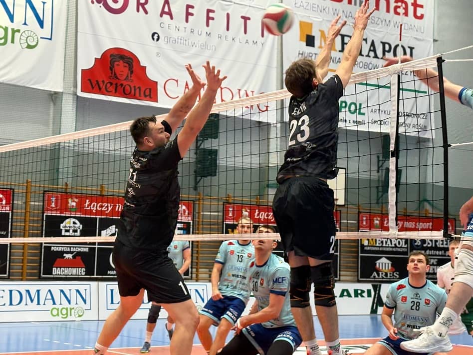 Wałbrzych/Kraj: Drugi mecz też dla Wielunia