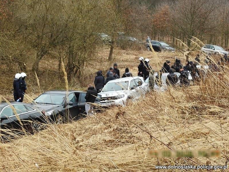 REGION: Policjanci udaremnili ustawkę kibiców