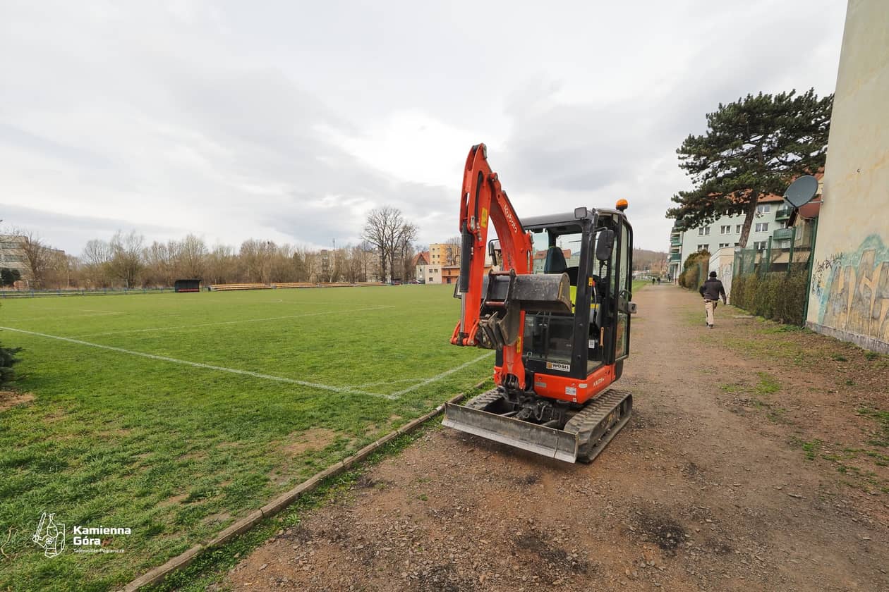 REGION, Kamienna Góra: Oświetlenie poprawi warunki do treningu