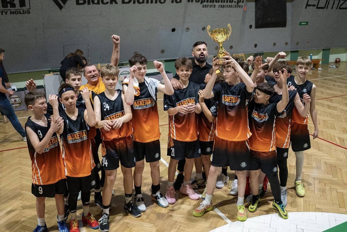 Szczawno-Zdrój: Awans koszykarzy ze Szczawna
