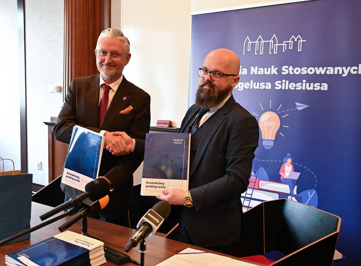 Wałbrzych/REGION: Osiem nowych porozumień