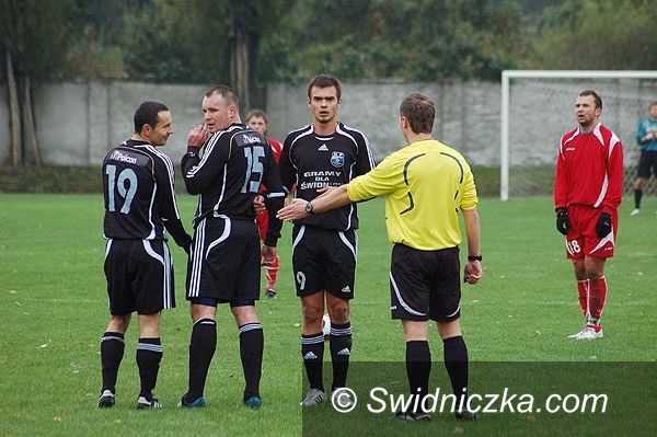 Świdnica: Druga liga coraz dalej