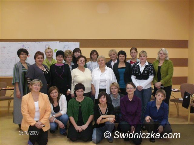 Region - Roztoka, Szymanów: Gospodynie z Roztoki i Szymanowa pojechały do Krakowa