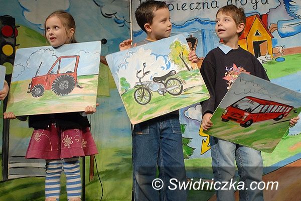 Świdnica: „Bąbel w drodze do szkoły” – spektakle dla dzieci