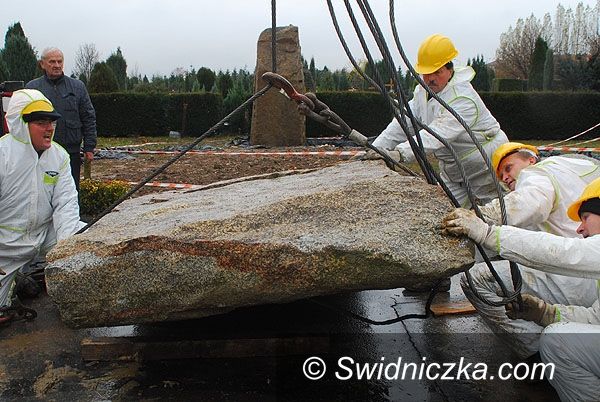 Świdnica: Monument już stoi