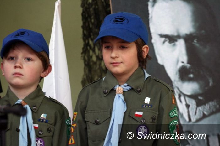 Region - Świebodzice: Festiwal Piosenki Patriotycznej "Wyśpiewać Ojczyznę"
