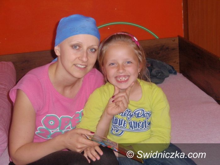 Świebodzice: Czy wygra? Córki bardzo w nią wierzą