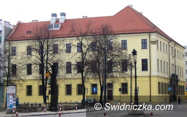 Świdnica: „Kram z wierszami” w Bibliotece Miejskiej