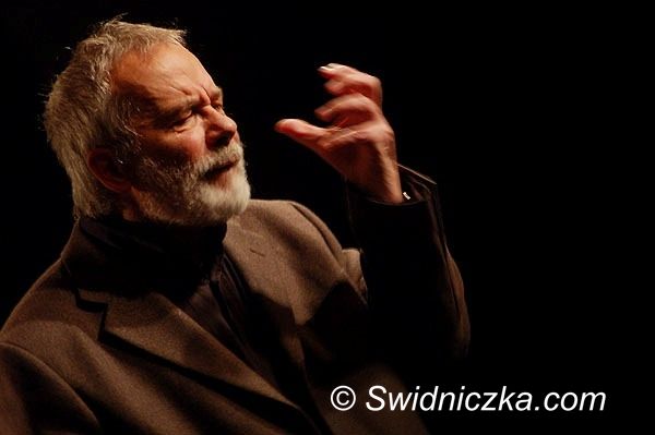 Świdnica: Poetycko w teatrze miejskim
