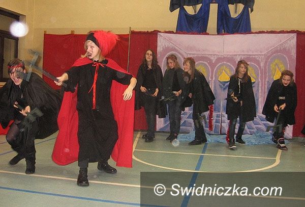 Świdnica: Jasełka w szkole podstawowej nr 105
