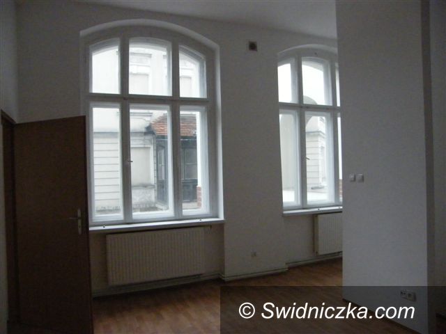 Region - Świebodzice: Mieszkanie pod choinkę