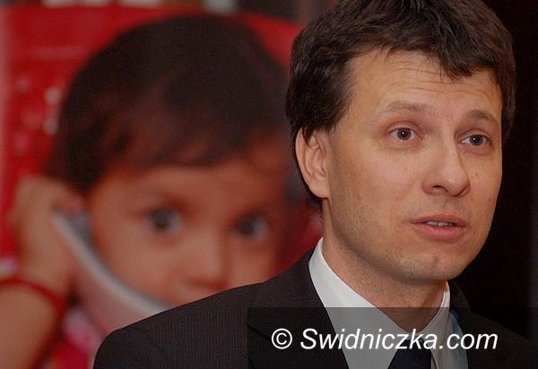 Świdnica: Dzwonią, piszą, zapraszają. Dzieci uwierzyły w swojego rzecznika