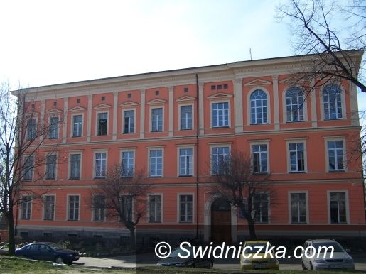 Region - Strzegom: Strzegom będzie kształcił kamieniarzy