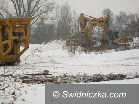 Świdnica: Prace przy Galerii Świdnickiej – zdjęcia czytelnika