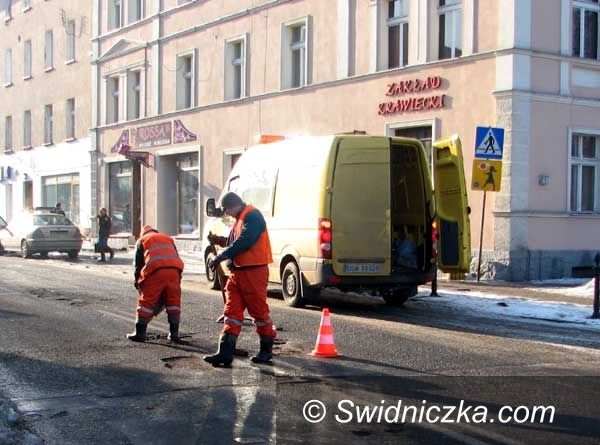 Powiat Świdnica: Powiat już łata