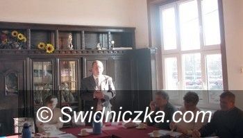 Region - Jaworzyna Śl.: Rozmawiali o wiatrakach i drogach