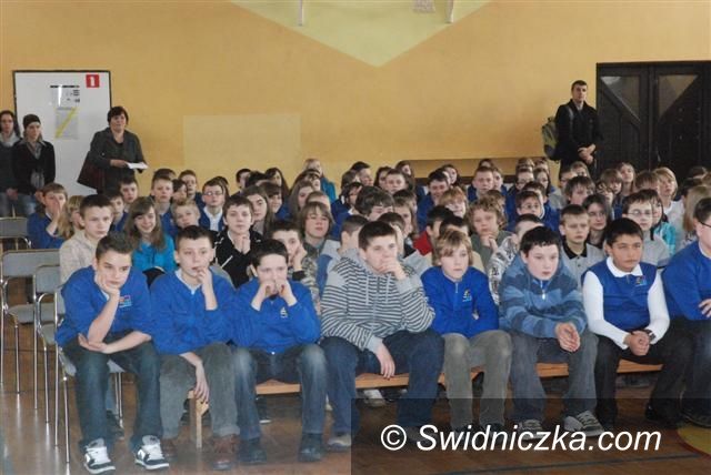 Region - Strzegom: "Drzwi otwarte" w gimnazjach
