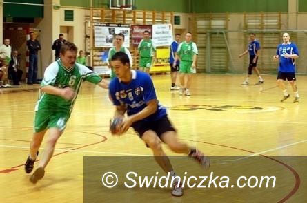 Świdnica: Broń jak Szmal, rzucaj jak Bielecki!