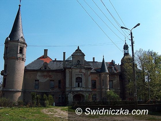 Region - Dobromierz: Pałac dla księcia Karola