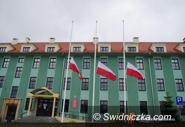 Świdnica: Nadzwyczajna sesja połączonych Rad Miasta i Powiatu