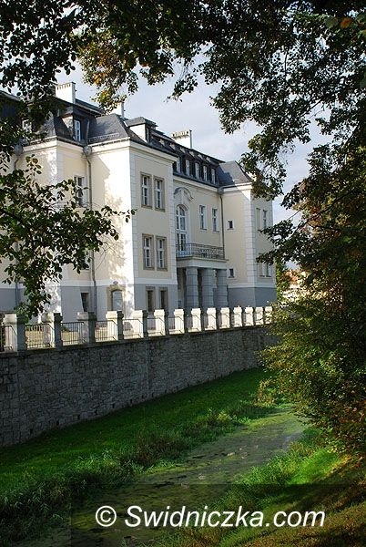 Region - Krzyżowa: Międzynarodowe seminarium o dzierżoniowskich Żydach w Krzyżowej