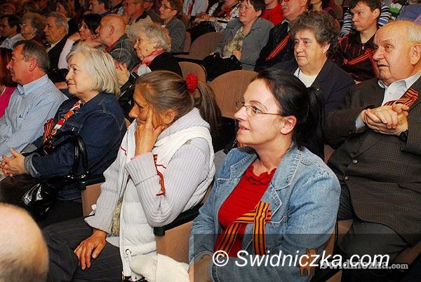 Świdnica: Rosyjskie pieśni wojenne w teatrze