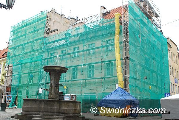 Świdnica: Powstaje nowy wizerunek bloku śródrynkowego