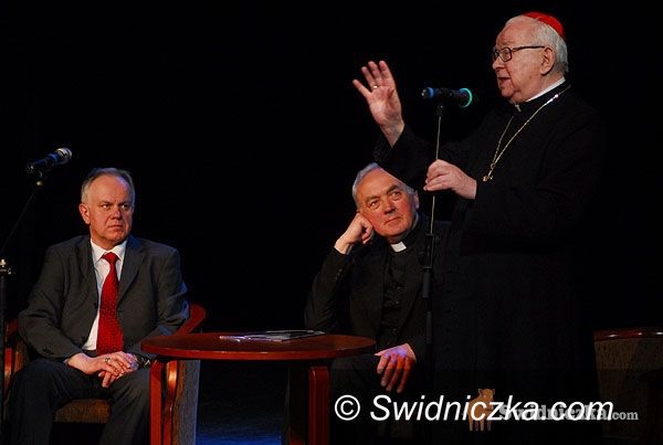 Świdnica: Jan Paweł II skończyłby dziś 90 lat&#8230; Świętujemy ostatni z Dni Papieskich