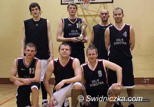 Świdnica: Puchar jedzie do Sobótki