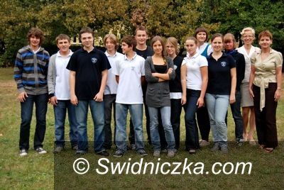 Krzyżowa: Od 1939 poprzez 1949 i 1989 do 2009 roku