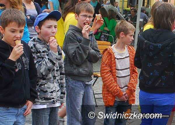 Świdnica: Liga Kobiet Polskich dla dzieci