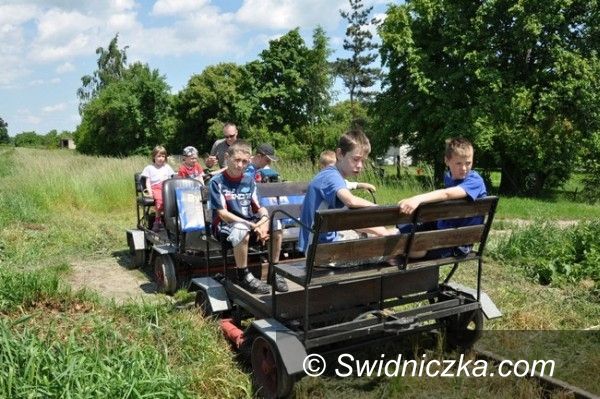 Jaworzyna Śląska/Pastuchów: Drezyna na bazie fiata 126 p