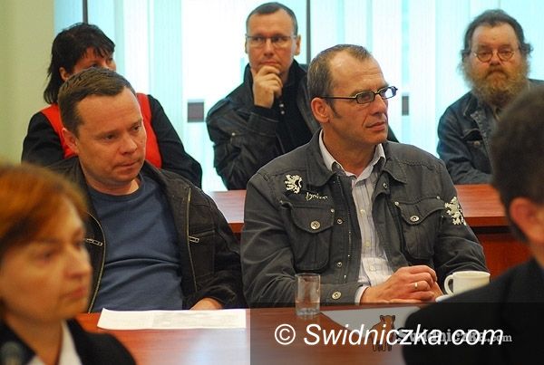 Świdnica: Leśna wraca na sesję
