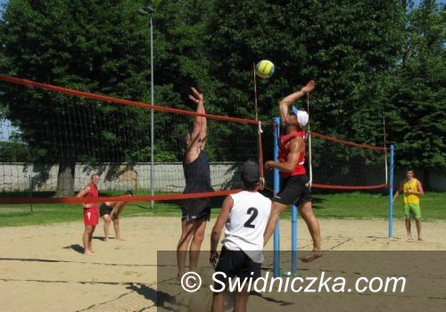 Świdnica: Rywalizacja pod siatką