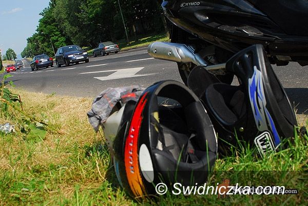 Świdnica: Kolizja z udziałem skutera, uwaga na skrzyżowaniu Łukasińskiego/Esperantystów!