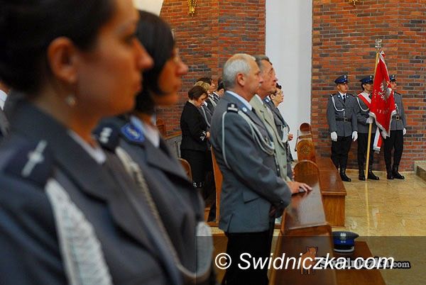 Świdnica: Feta na policji