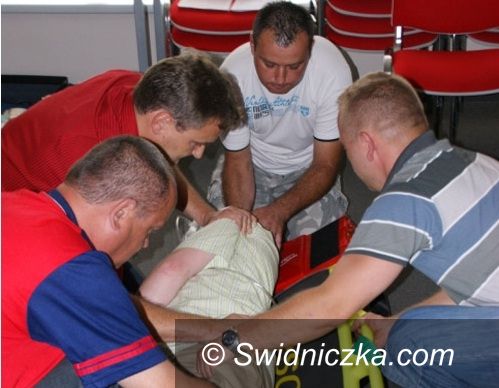 Świdnica: Trzydziestu strażaków po egzaminie