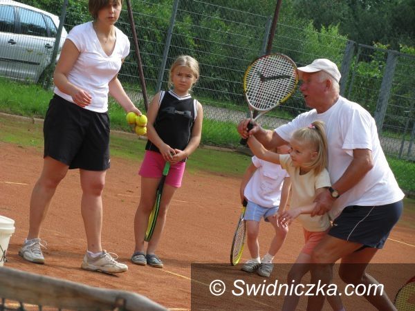 Świdnica: Tenisowy półmetek