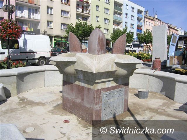 Strzegom: Strzegomska fontanna wyczyszczona