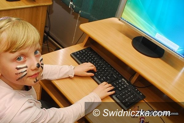 Świdnica: 167 komputerów dla potrzebujących