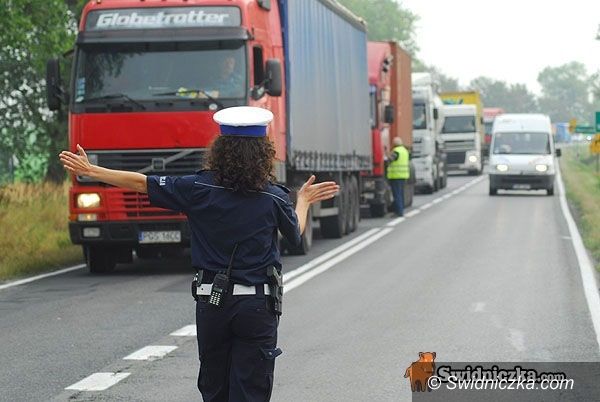 Świdnica-Wrocław: Trasa na Wrocław zablokowana