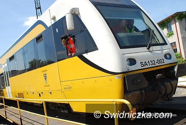 Rogoźnica: Roboty na torach w Rogoźnicy