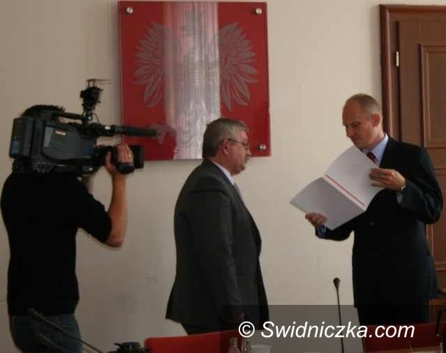 Wrocław: Wojewoda wręczył promesy na 66 mln zł