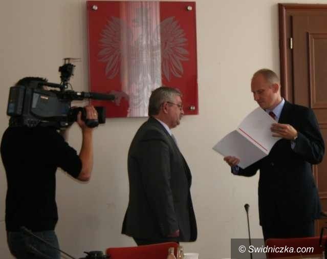 Wrocław: Wojewoda wręczył promesy na 66 mln zł