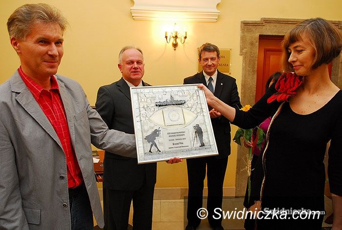 Świdnica: Babcia Rozalia i inne zestawy – XXIII Dni Fotografii w Świdnicy rozpoczęte